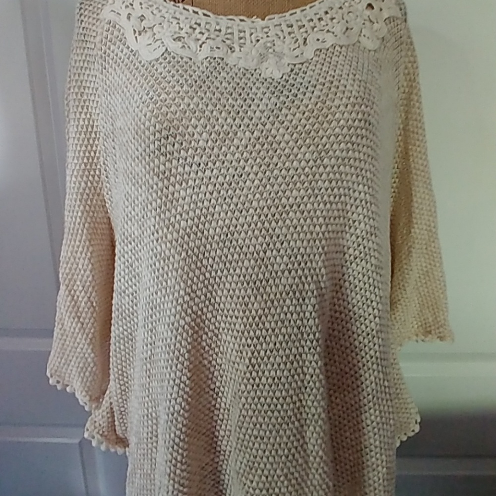 Ava james 3xlg NWOT cream loose knit top